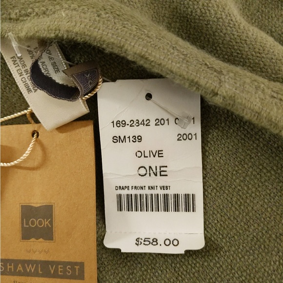 🎅🏻 3/$50 Look by M the Convertible Shawl Vest - Picture 13 of 16